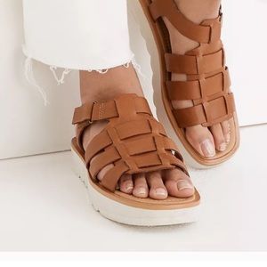 Madewell Lugsole Fisherman Sandals